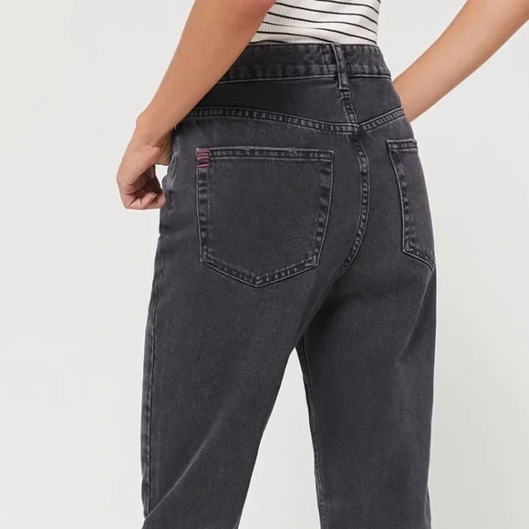 BDG HIGH WAISTED MOM JEAN - Picture 4 of 6